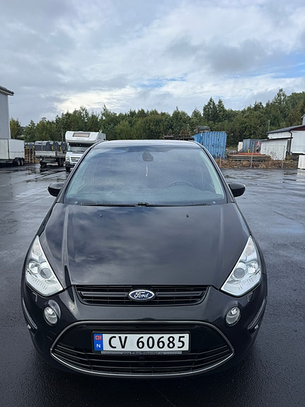 Ford S-MAX 3 of 16