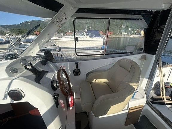 Beneteau Antares 680 – Suzuki 115 hk – mye utstyr –  ny service 2026! 20 of 30