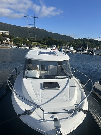 Beneteau Antares 680 – Suzuki 115 hk – mye utstyr –  ny service 2026! 4 of 30