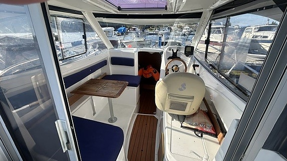 Beneteau Antares 680 – Suzuki 115 hk – mye utstyr –  ny service 2026! 19 of 30