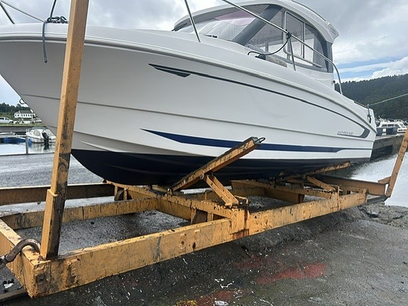 Beneteau Antares 680 – Suzuki 115 hk – mye utstyr –  ny service 2026! 11 of 30
