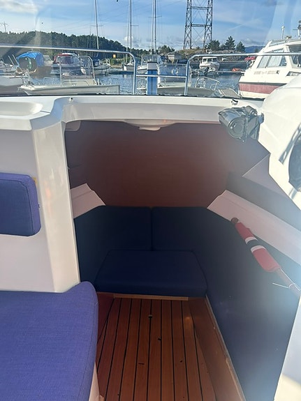 Beneteau Antares 680 – Suzuki 115 hk – mye utstyr –  ny service 2026! 16 of 30