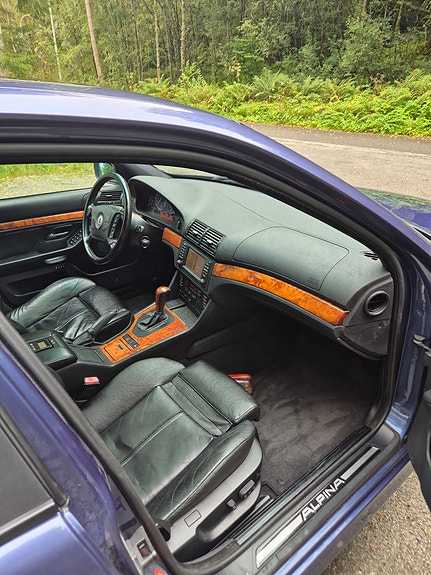 Alpina B10 10 of 14