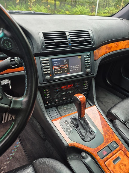 Alpina B10 8 of 14
