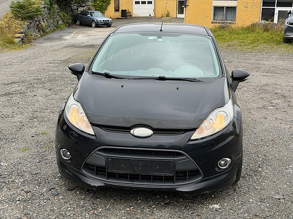 Ford Fiesta 3 of 12