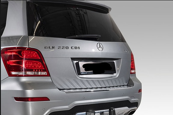 Mercedes-Benz GLK220 8 of 30