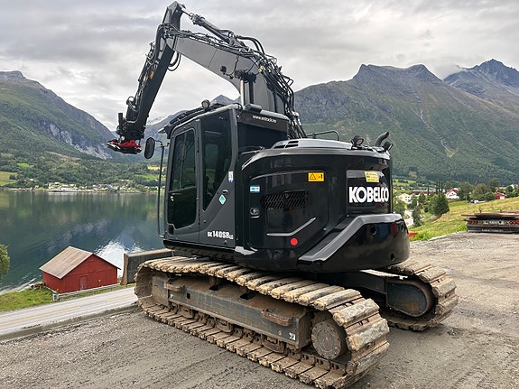 Kobelco Sk140sr 2 of 17