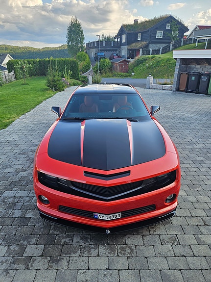 Chevrolet Camaro 10 of 21