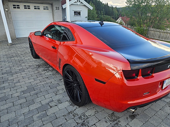 Chevrolet Camaro 7 of 21