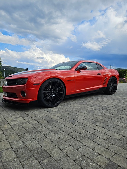 Chevrolet Camaro 3 of 21