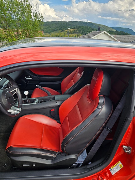 Chevrolet Camaro 18 of 21