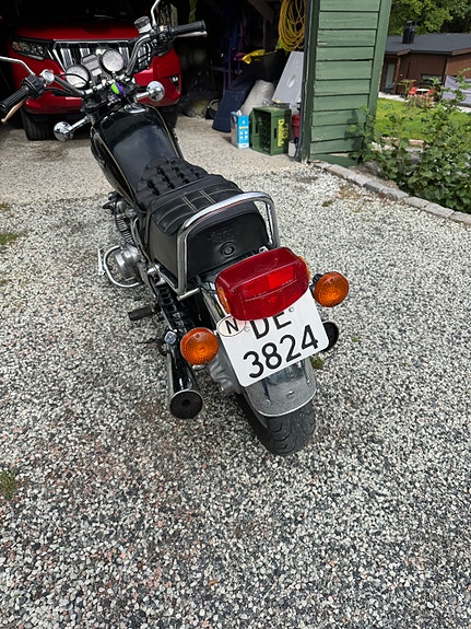 Suzuki GS 650 L 3 of 6