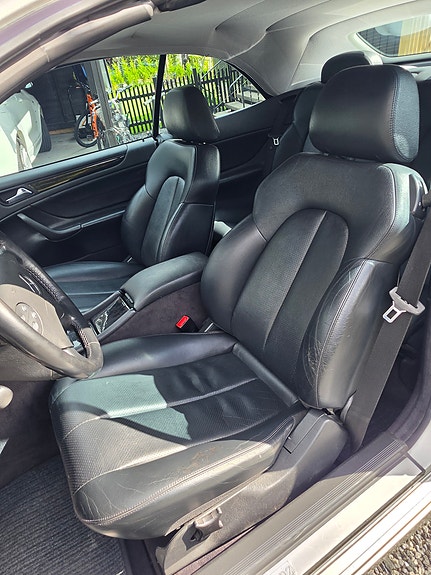 Mercedes-Benz CLK230 14 of 30