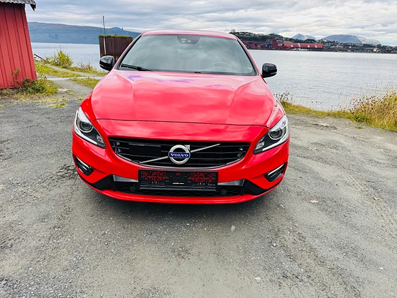 Volvo S60 17 of 30