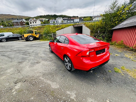 Volvo S60 20 of 30