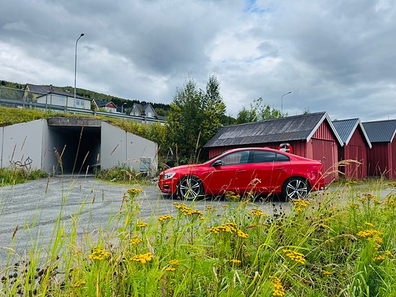 Volvo S60 15 of 30
