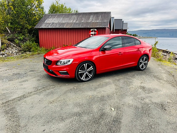 Volvo S60 21 of 30