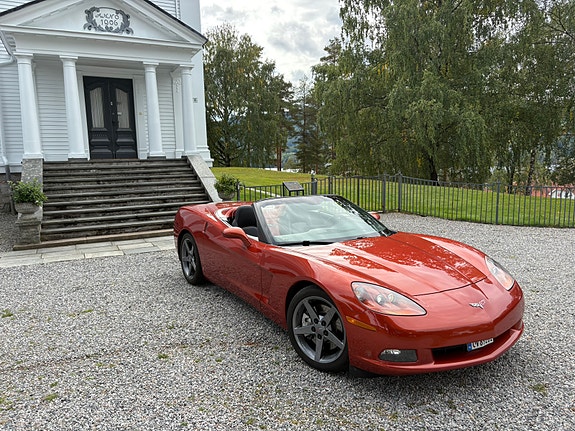 Chevrolet Corvette 2 of 30