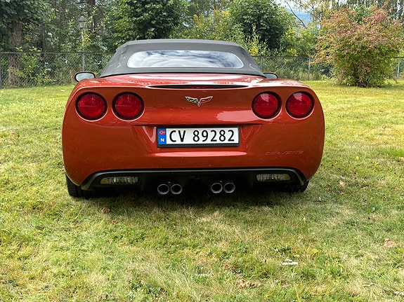 Chevrolet Corvette 13 of 30