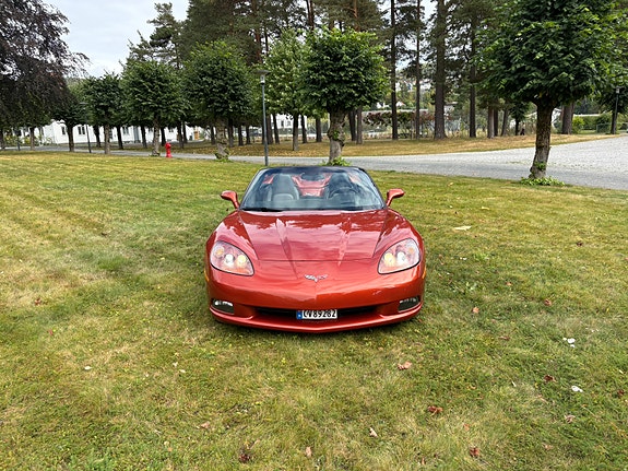 Chevrolet Corvette 4 of 30