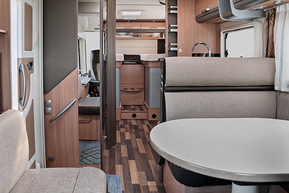 Knaus Sky I 700 | 1 eier | Litium | Lav km.stand | Fortelt | 2 of 30