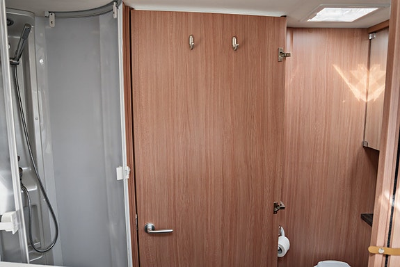 Knaus Sky I 700 | 1 eier | Litium | Lav km.stand | Fortelt | 15 of 30