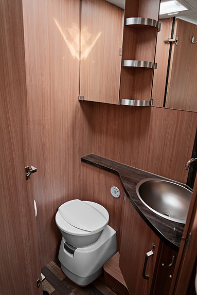 Knaus Sky I 700 | 1 eier | Litium | Lav km.stand | Fortelt | 13 of 30
