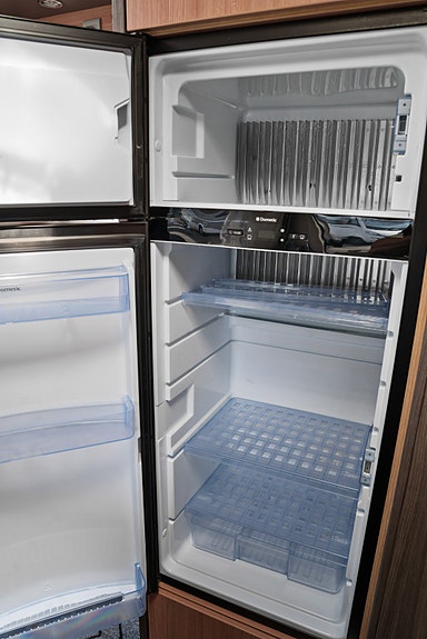 Knaus Sky I 700 | 1 eier | Litium | Lav km.stand | Fortelt | 10 of 30