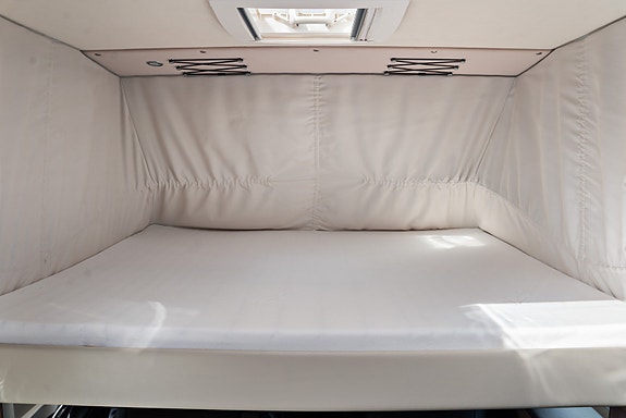 Knaus Sky I 700 | 1 eier | Litium | Lav km.stand | Fortelt | 6 of 30