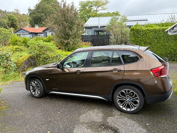 BMW X1 2 of 20
