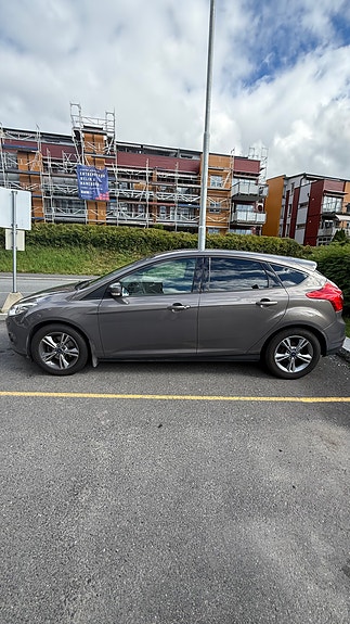 Ford Focus 7 of 25