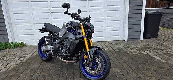 Yamaha MT-09 6 of 17