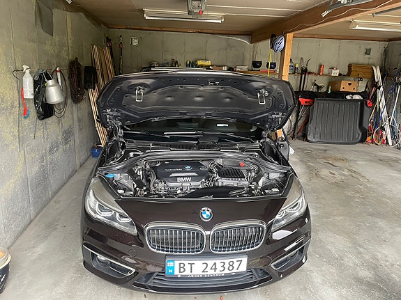BMW 218d 28 of 30