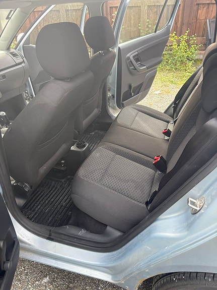 Skoda Fabia 6 of 8