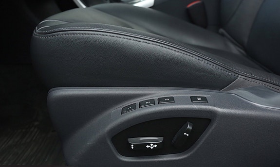 Volvo XC60 28 of 30