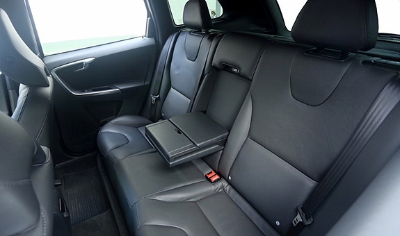 Volvo XC60 12 of 30