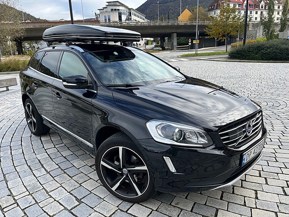 Volvo XC60 5 of 30