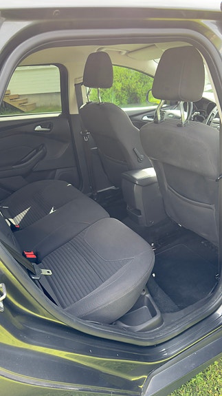 Ford Focus 12 of 18