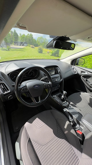 Ford Focus 8 of 18