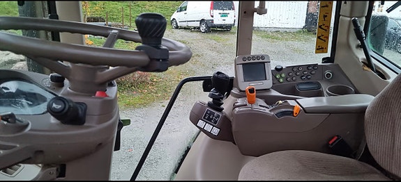 John Deere 6930 Premium Autopower 7 of 9