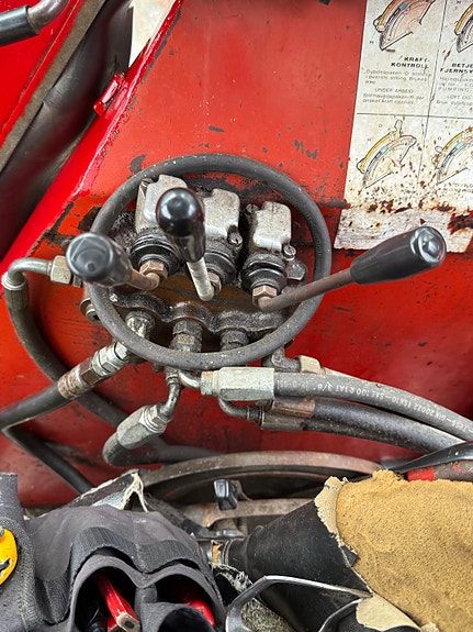 Massey Ferguson 148-4 13 of 14