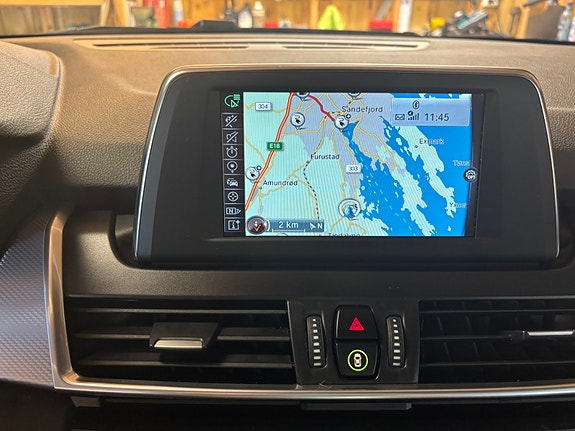 BMW 225xe 10 of 15