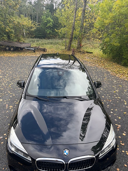 BMW 225xe 6 of 15