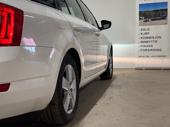 Skoda Octavia 12 of 30