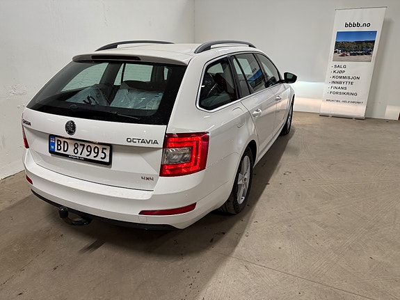 Skoda Octavia 10 of 30