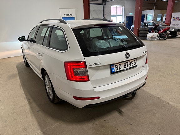 Skoda Octavia 13 of 30