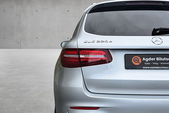 Mercedes-Benz GLC220 d 13 of 21
