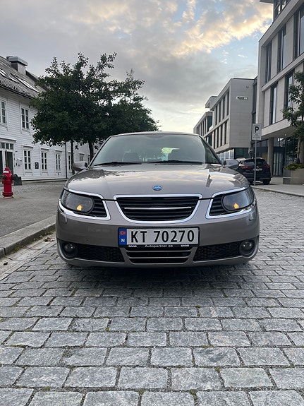 Saab 9-5 3 of 12