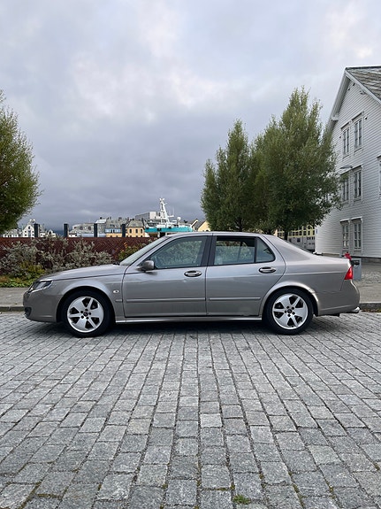 Saab 9-5 7 of 12