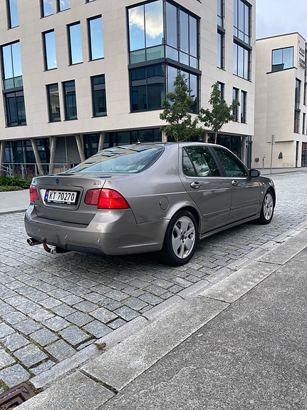 Saab 9-5 4 of 12